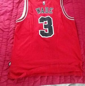 Dwayne wade  bulls jersey